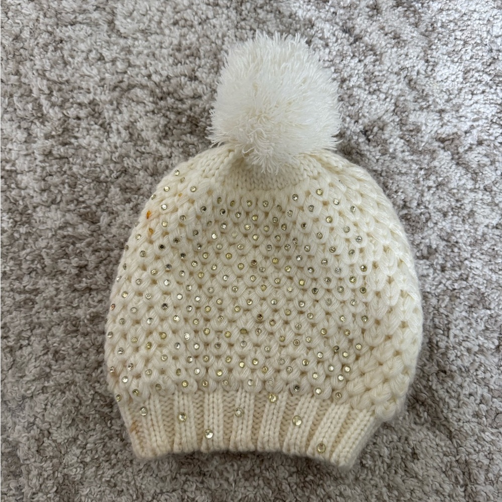 Tilly's Cream Knit Pom-Pom Hat